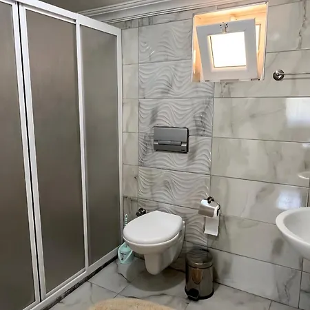 Apartman Kozalak Evleri *
